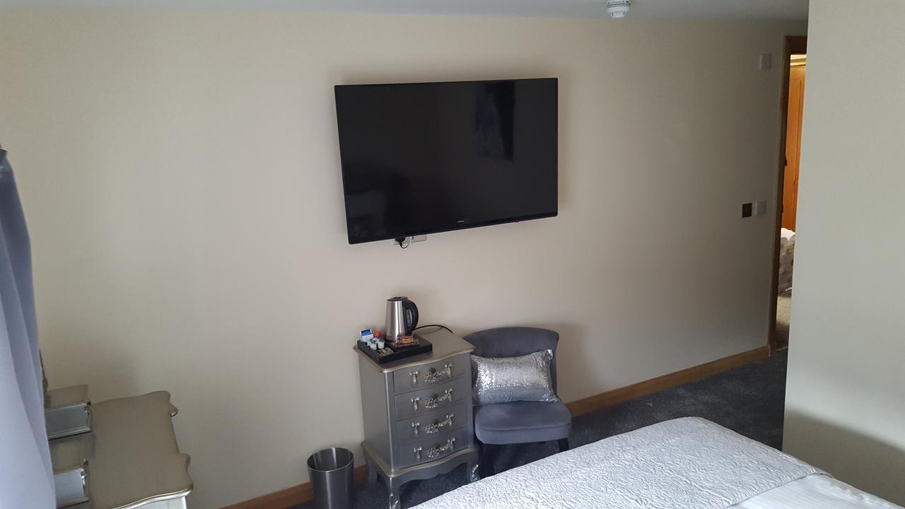 Star Inn Rooms Ardersier Bagian luar foto