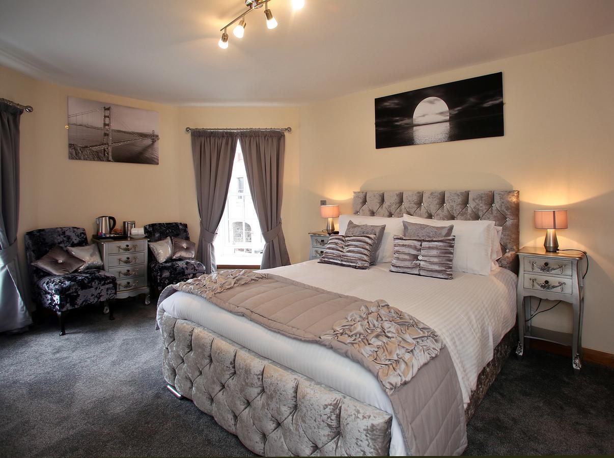 Star Inn Rooms Ardersier Bagian luar foto